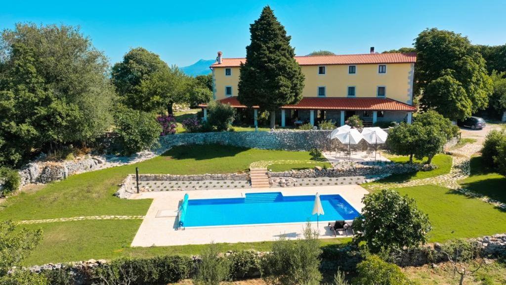 Villa Calussovo Ripenda Kras المظهر الخارجي الصورة