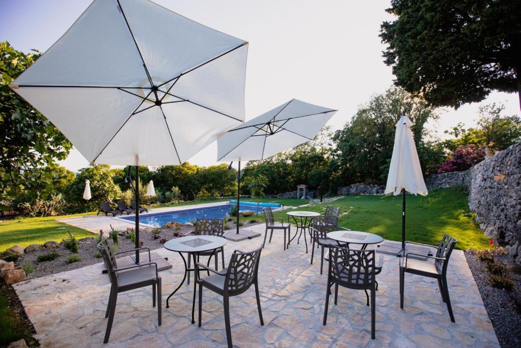Villa Calussovo Ripenda Kras المظهر الخارجي الصورة